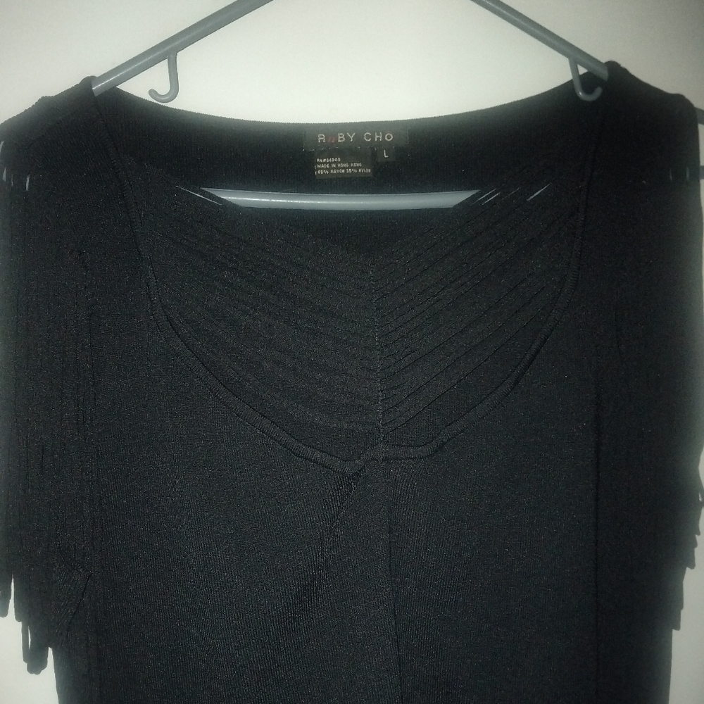 Woman's sweater top
